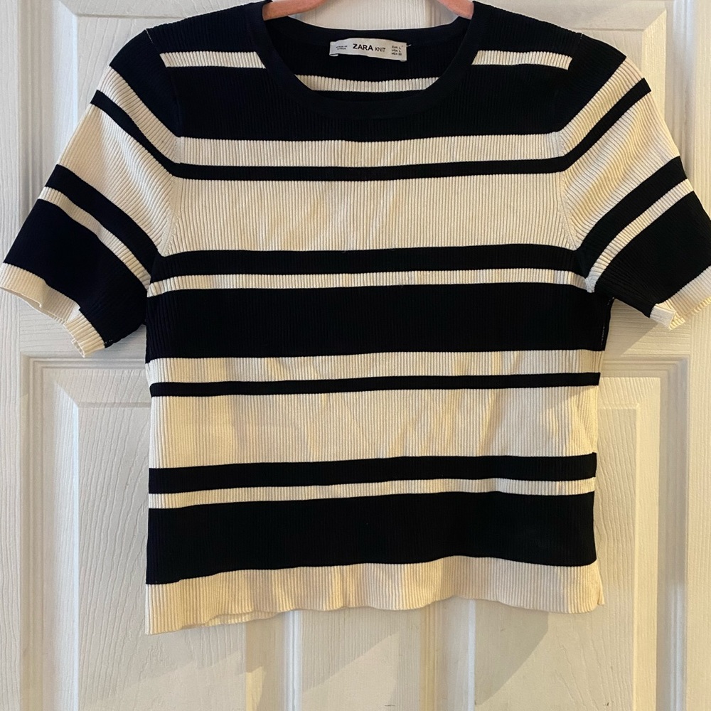 Zara knit black & white crop top